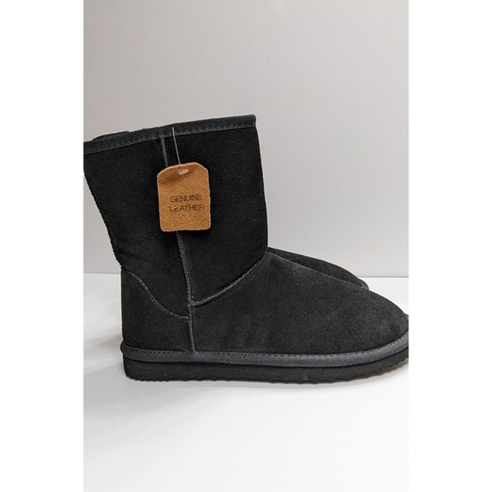 Genuine Lather Classic Short Fur Boots Sz 7 Cozy Black Suede Winter Booties